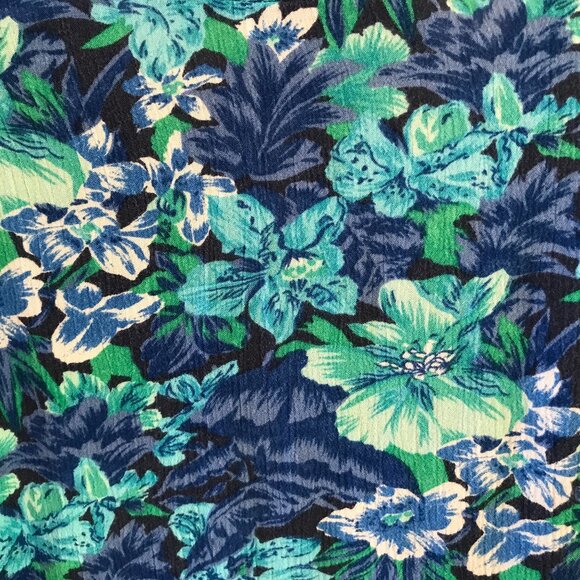 Sarah Taylor Floral Crepe Blouse: Vintage Blue Flowery Rayon Tunic, Size M - Picture 5 of 8